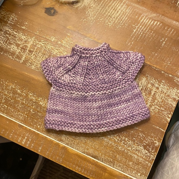 Handknit baby cardigan - Picture 2 of 3